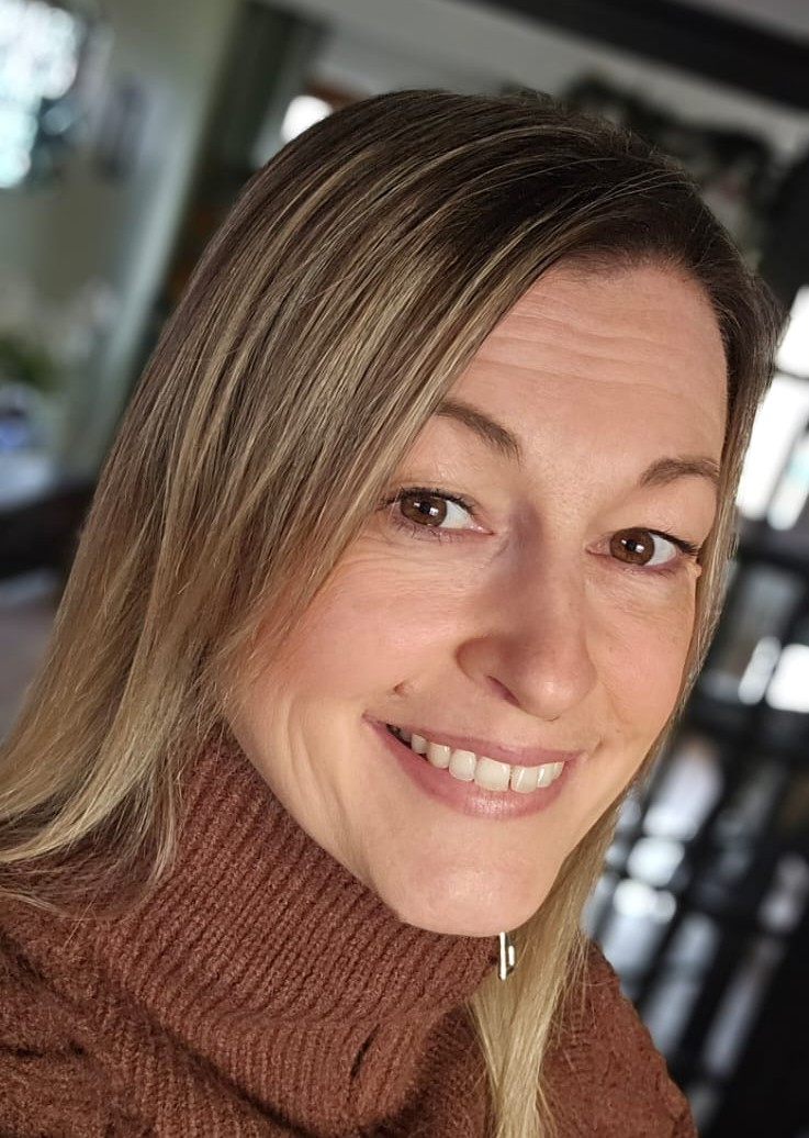 Portrait de Cyndy pour COM'2C - Solutions bug Instagram